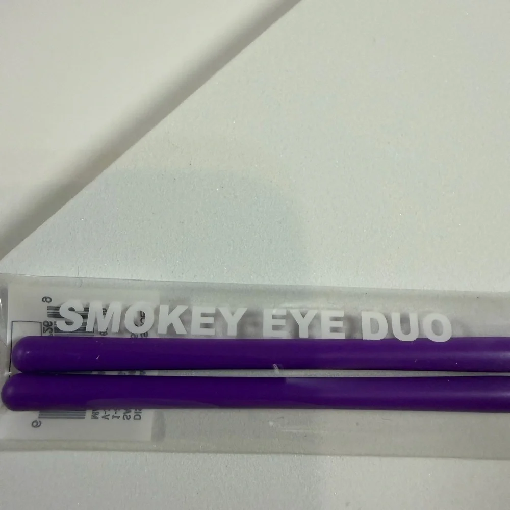 🩷5/$10🩷 Purple Smoke Eye Duo Brush Set